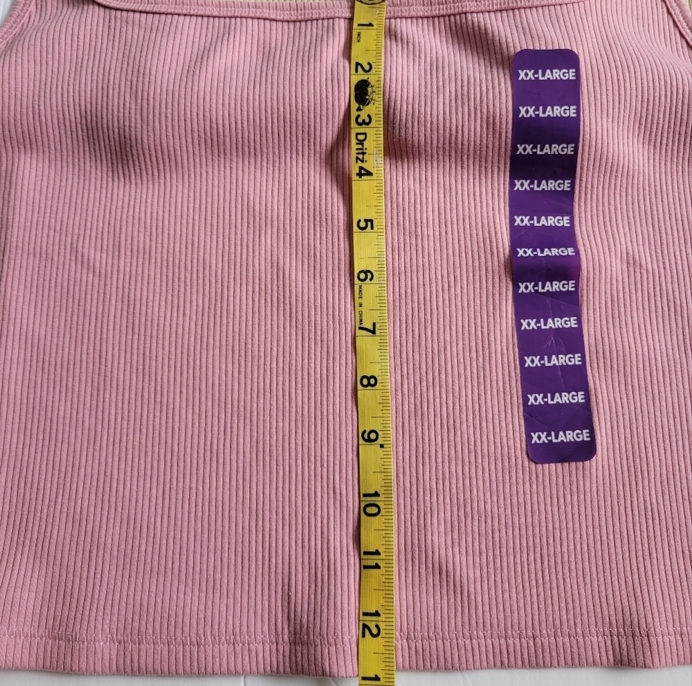 Four Aeropostale Ribbed Cropped Tanks. - Picture 5 of 7